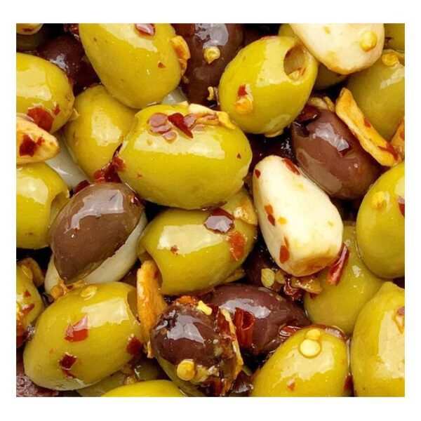 Mix Olive With Chillis & Garlic (300g)